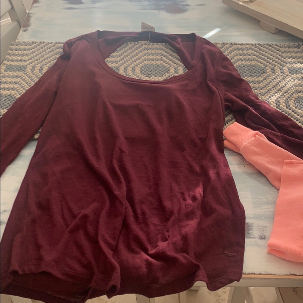 Open back long sleeve VS shirt